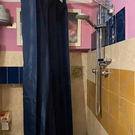 Accogliente Bilocale 200mt Dal Mare Con Parcheggio *